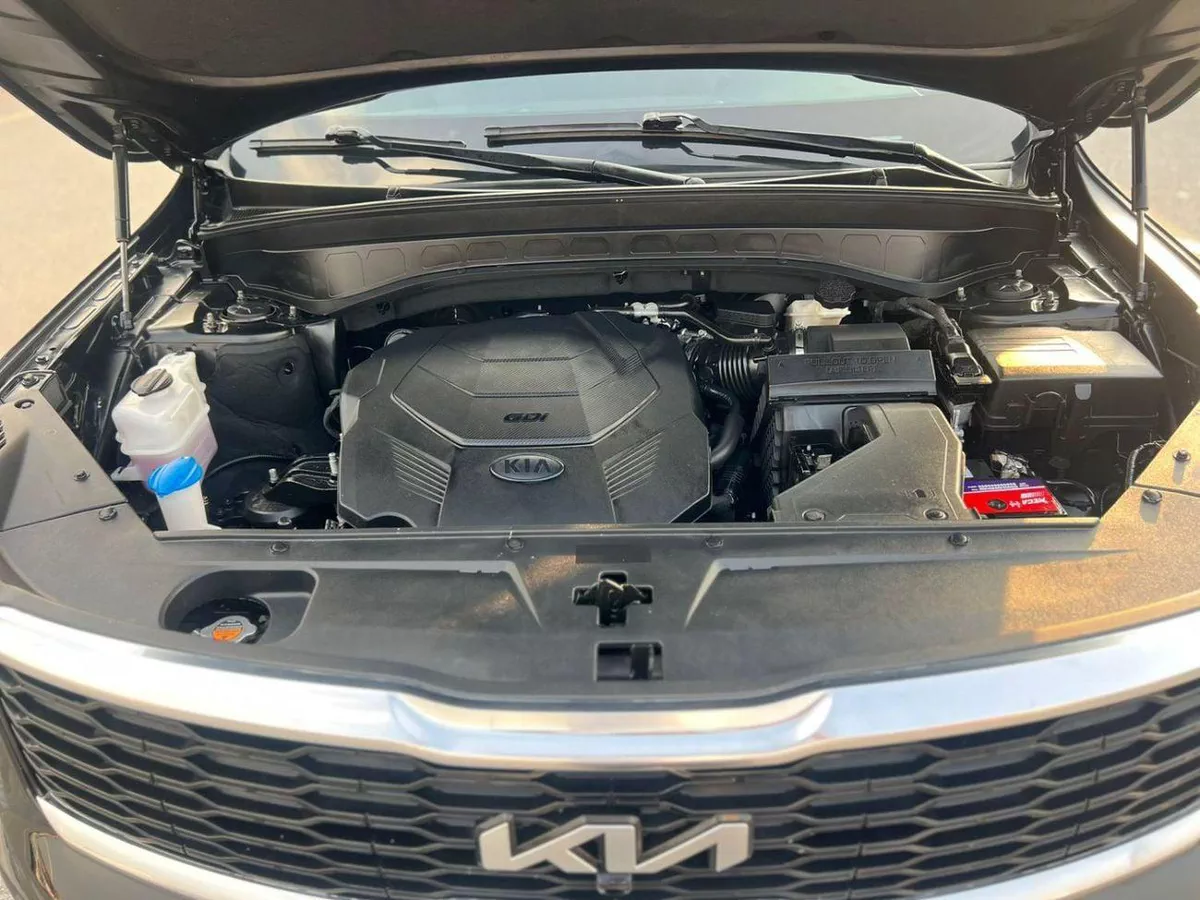 Kia Telluride LX 2020 Kia Telluride 3.8L V6 - Rear Camera & Sensor - Leather Seats With Rims --17-0