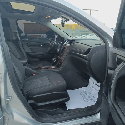 2014 Traverse Full Option Panorama-10