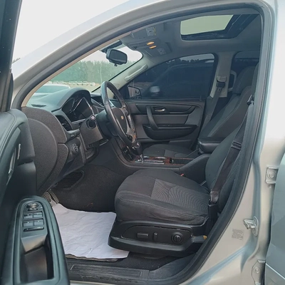 2014 Traverse Full Option Panorama-6