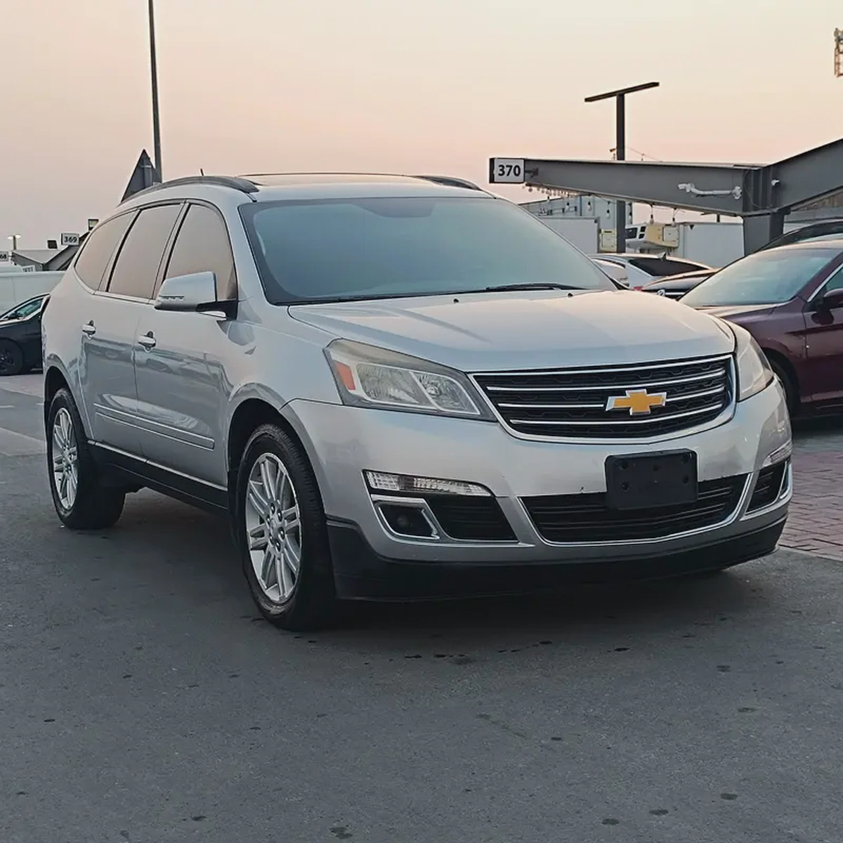 2014 Traverse Full Option Panorama-2-2