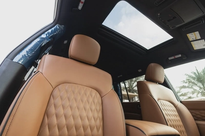 Infiniti QX80 2023-7