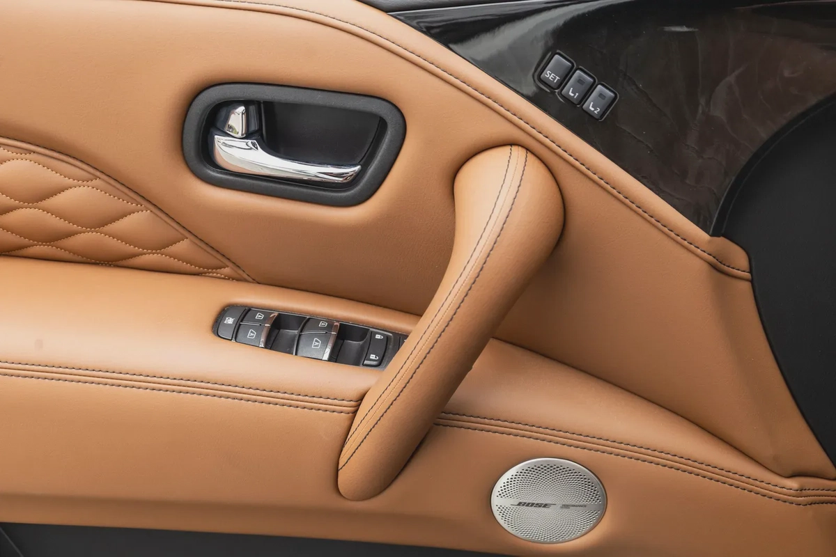 Infiniti QX80 2023-20-20