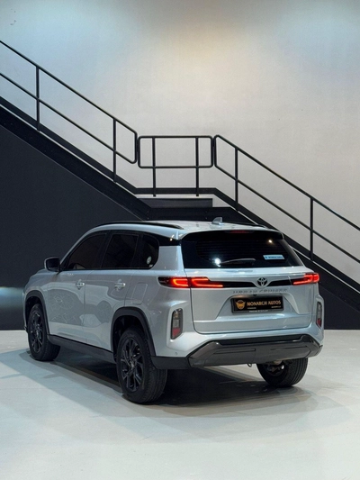Toyota Urban Cruiser GL-6
