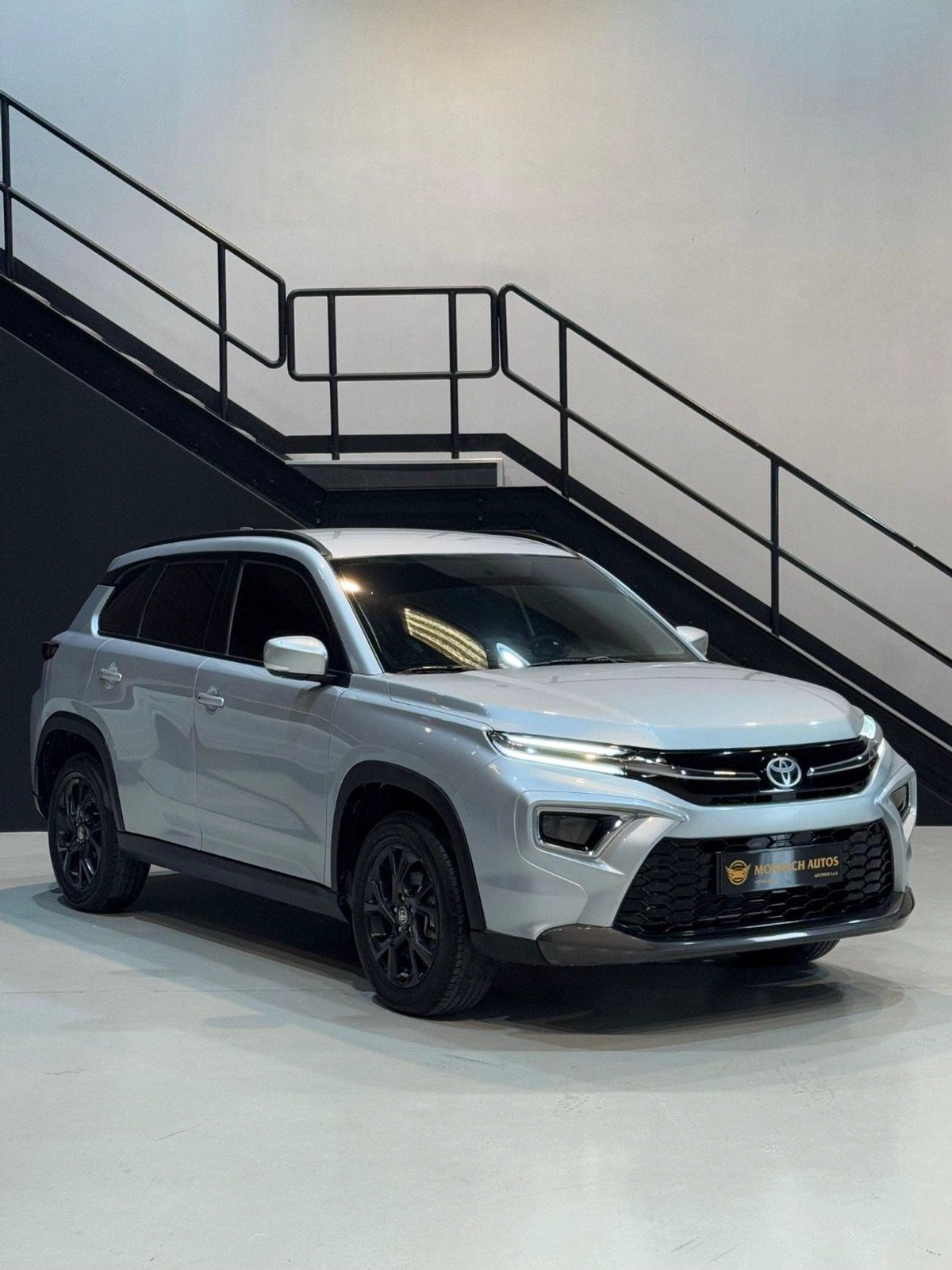 Toyota Urban Cruiser GL-1-0