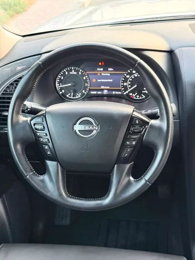 Nissan Armada SL-6
