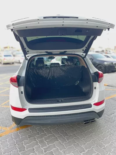 2016 Hyundai Tucson | American Specs | Well Maintained-6