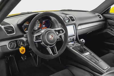 Finance: 14,074 AED / 24 months | 0% DP | 2016 Porsche Cayman GT4 Clubsport-6