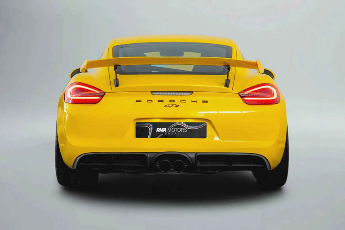 Finance: 14,074 AED / 24 months | 0% DP | 2016 Porsche Cayman GT4 Clubsport