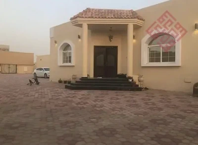 Exquisite Luxurious Villa For || 3 Master Room-1