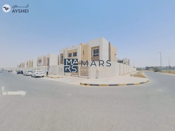 LUXURIOUS 4BHK VILLA WITH AMERICAN DESIGN-RENT
