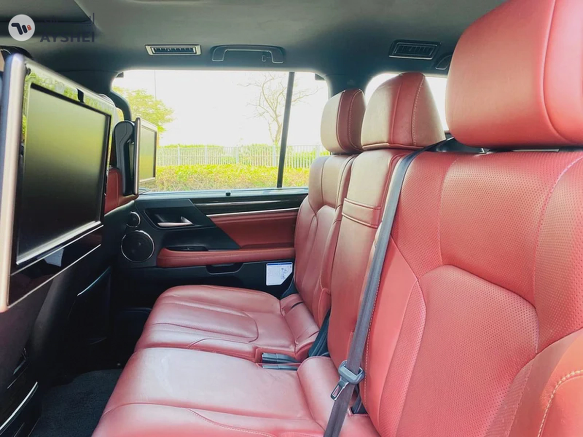Lexus LX570 2019 GCC-8-8