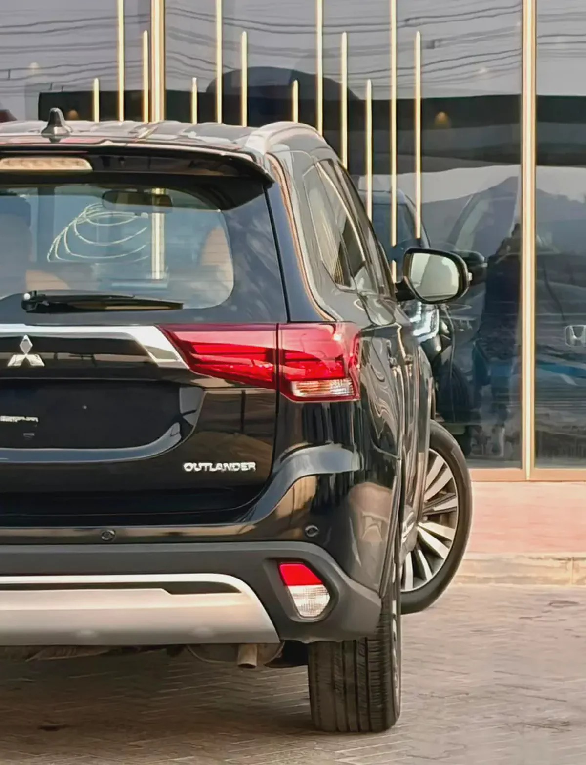 820-Monthly l GCC l 4WD , Cruise, Camera l Accident Free-15-15