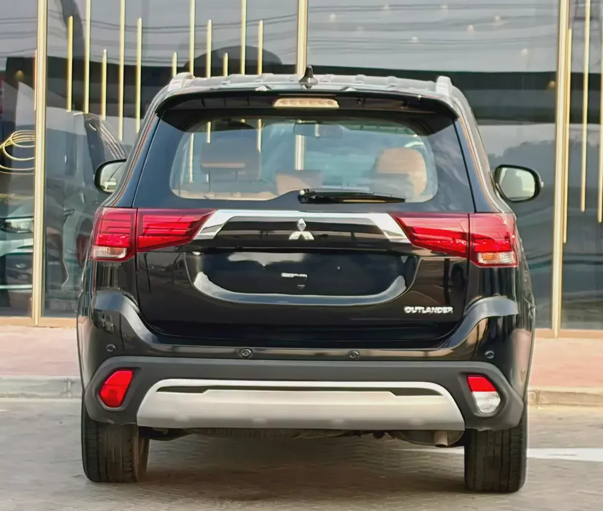 820-Monthly l GCC l 4WD , Cruise, Camera l Accident Free-5-5