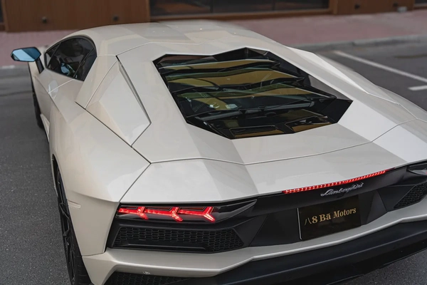 2017 Lamborghini Aventador S | GCC Specs | Super Clean and Low Mileage