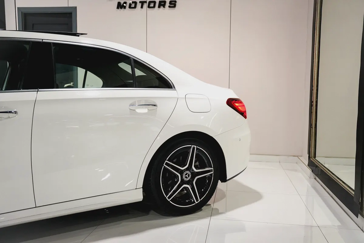 2024 Mercedes-Benz A 200 AMG - GCC Specs - Brand New Condition-15-15