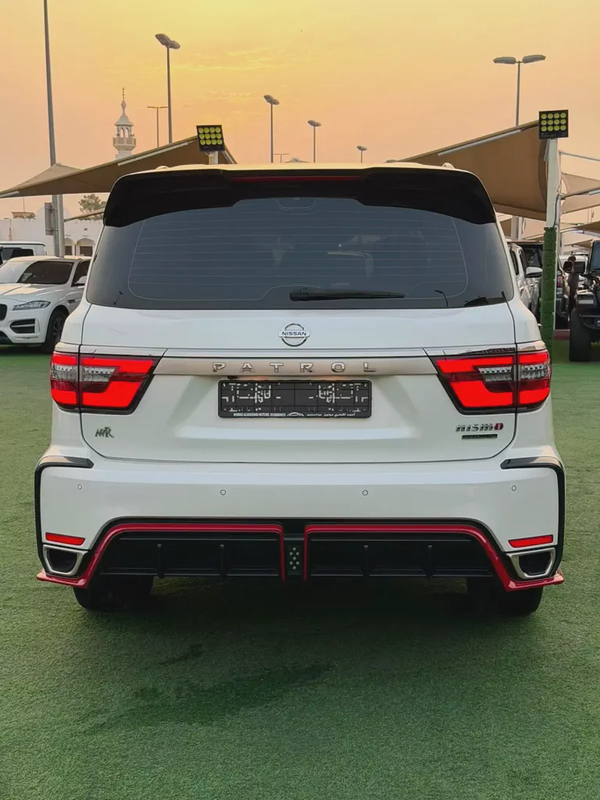 (2021) NISSAN PATROL //NISMO// GCC FULL OPTION -ORIGINAL PAINT--5-5