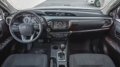 Toyota Hilux SR5 2.7L Pickup 2026 GCC Specs for Export-5
