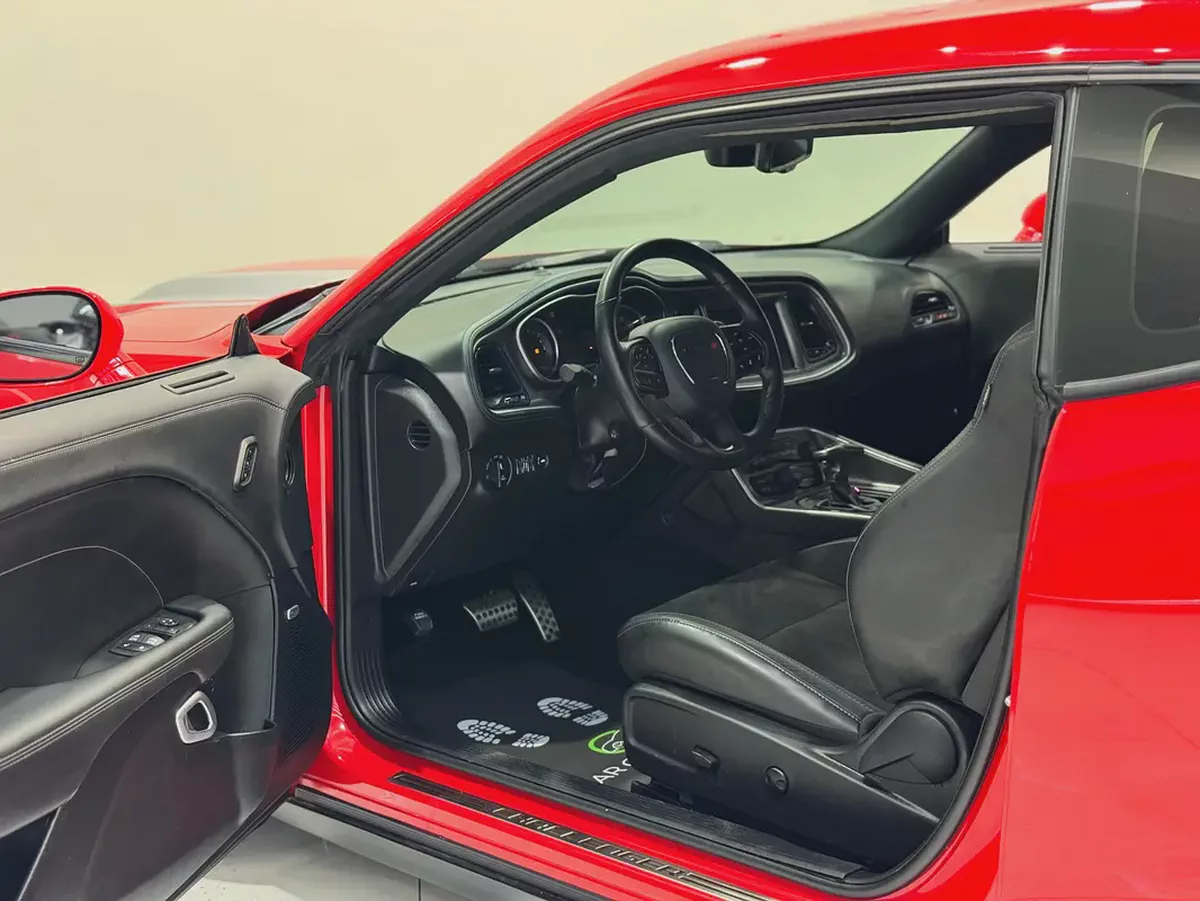 [DODGE CHALLENGER SCATPACK 6.4L V8] [ALACANTARA SEATS] [MEMORY SEATS]-8-8