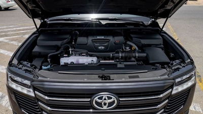 Toyota Land Cruiser LC GXR 3.3D\(LHD) TOYOTA LAND CRUISER LC300 GXR 3.3D AT MY2025 – BLACK-23
