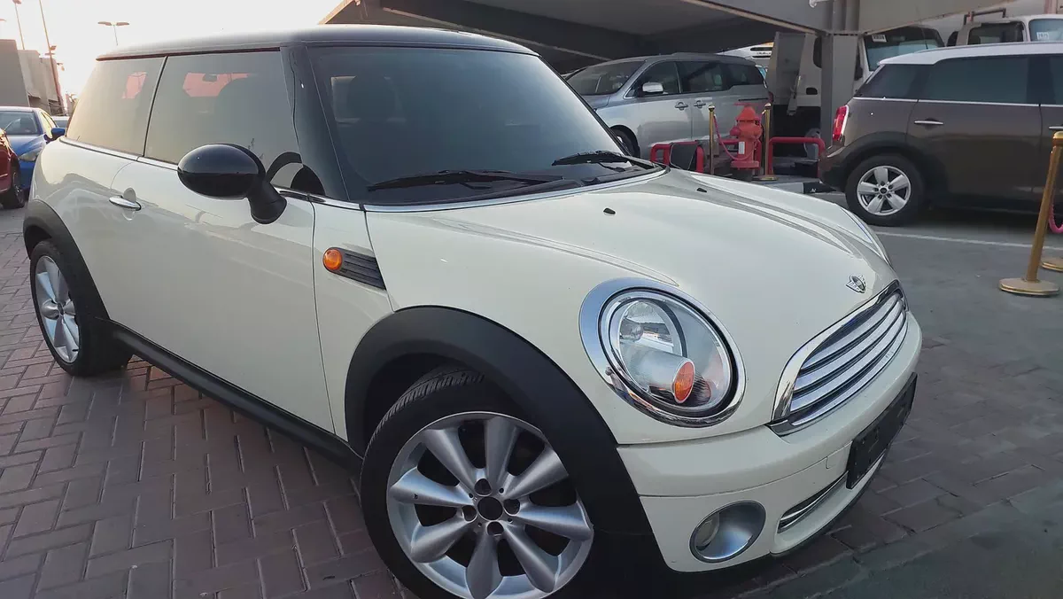 2011 MINI Cooper | Korean Specs | Well Maintained