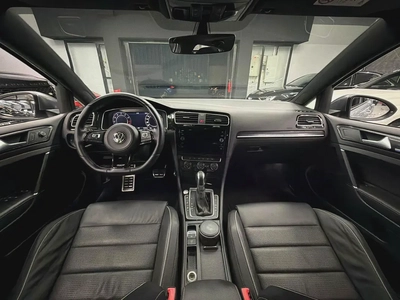 Aed 802/ M | Volkswagen Golf R | 1 Owner | Full Agency Service History | GCC Specs-7