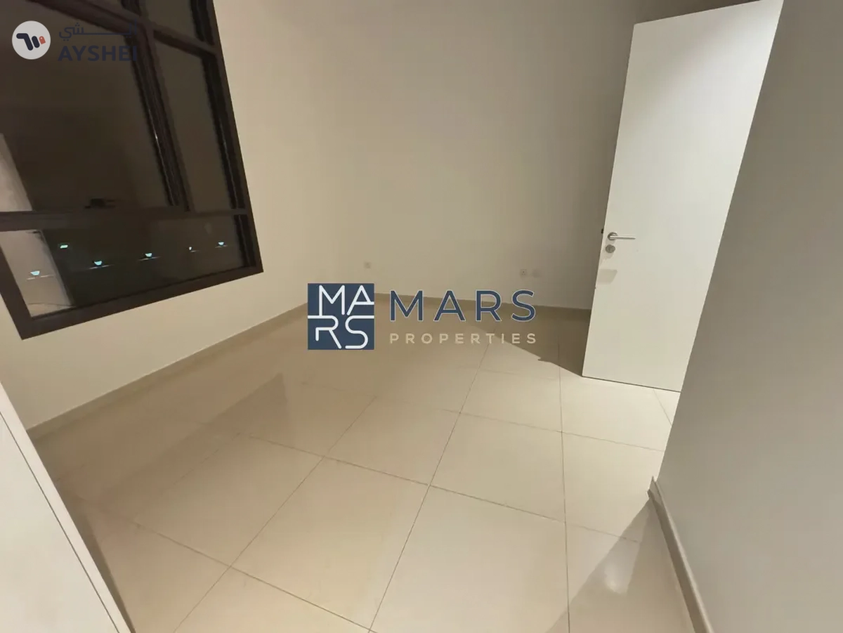 Spacious 3 bedrooms townhouse is available for rent in Nasma Residence for 110,000 AED yealry-15-15