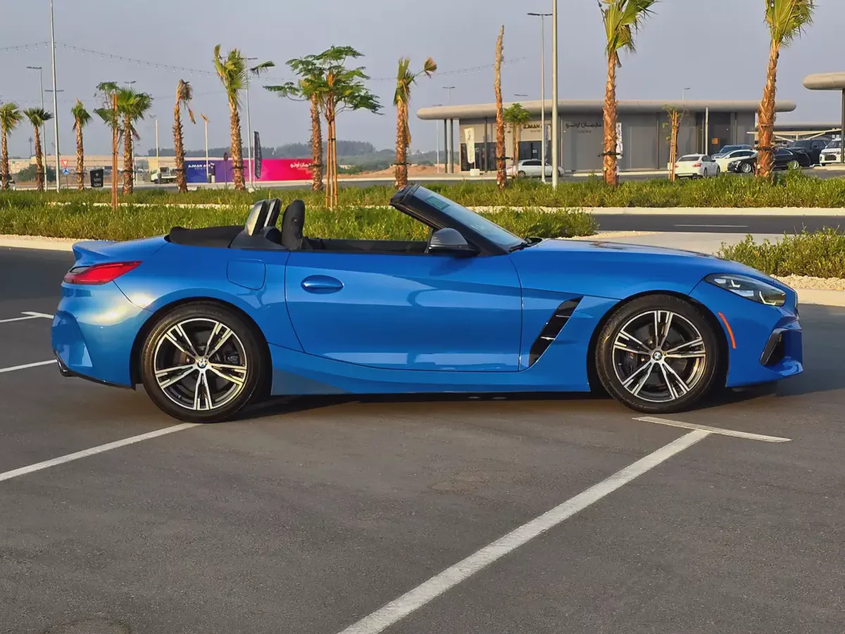 BMW Z4 M40i 2020 American Specs - Low Mileage  Pristine Condition-6-6