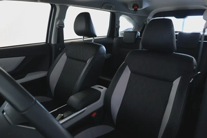 Toyota Veloz GX 2025 GCC Specs-16000km-brand new