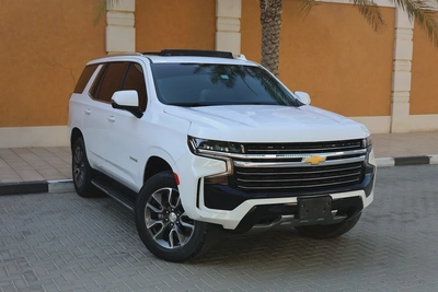 CHEVROLET TAHOE LT 4WD 5.3L V8 - GCC SPECS - UNDER WARRANTY / SERVICE 21-10-2027 - ACCIDENT FREE --1