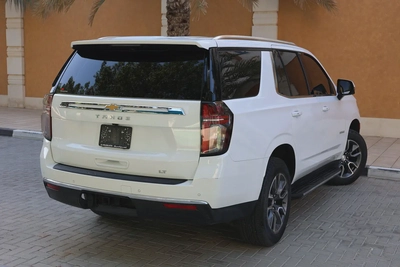CHEVROLET TAHOE LT 4WD 5.3L V8 - GCC SPECS - UNDER WARRANTY / SERVICE 21-10-2027 - ACCIDENT FREE --5
