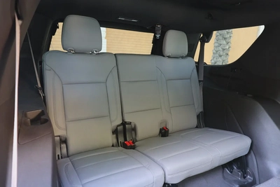CHEVROLET TAHOE LT 4WD 5.3L V8 - GCC SPECS - UNDER WARRANTY / SERVICE 21-10-2027 - ACCIDENT FREE --18