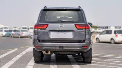 Toyota Land Cruiser VX TOYOTA LANDCRUSIER LC300 VX 4.0 PETROL TWIN TURBO-6