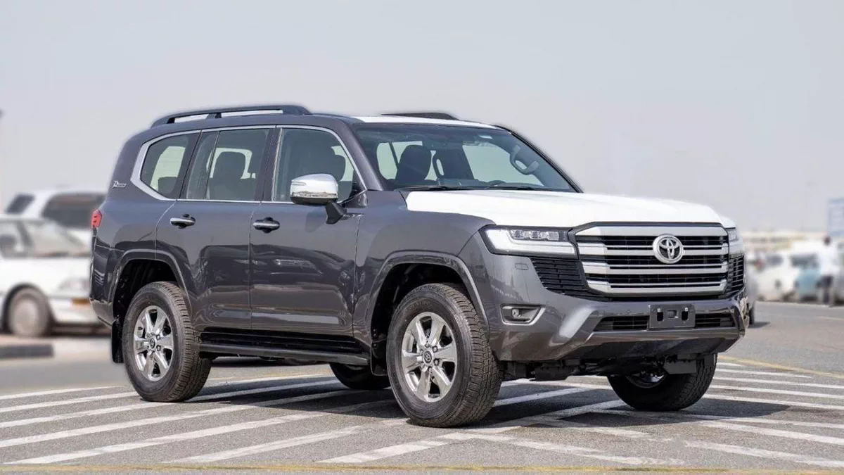 Toyota Land Cruiser VX TOYOTA LANDCRUSIER LC300 VX 4.0 PETROL TWIN TURBO