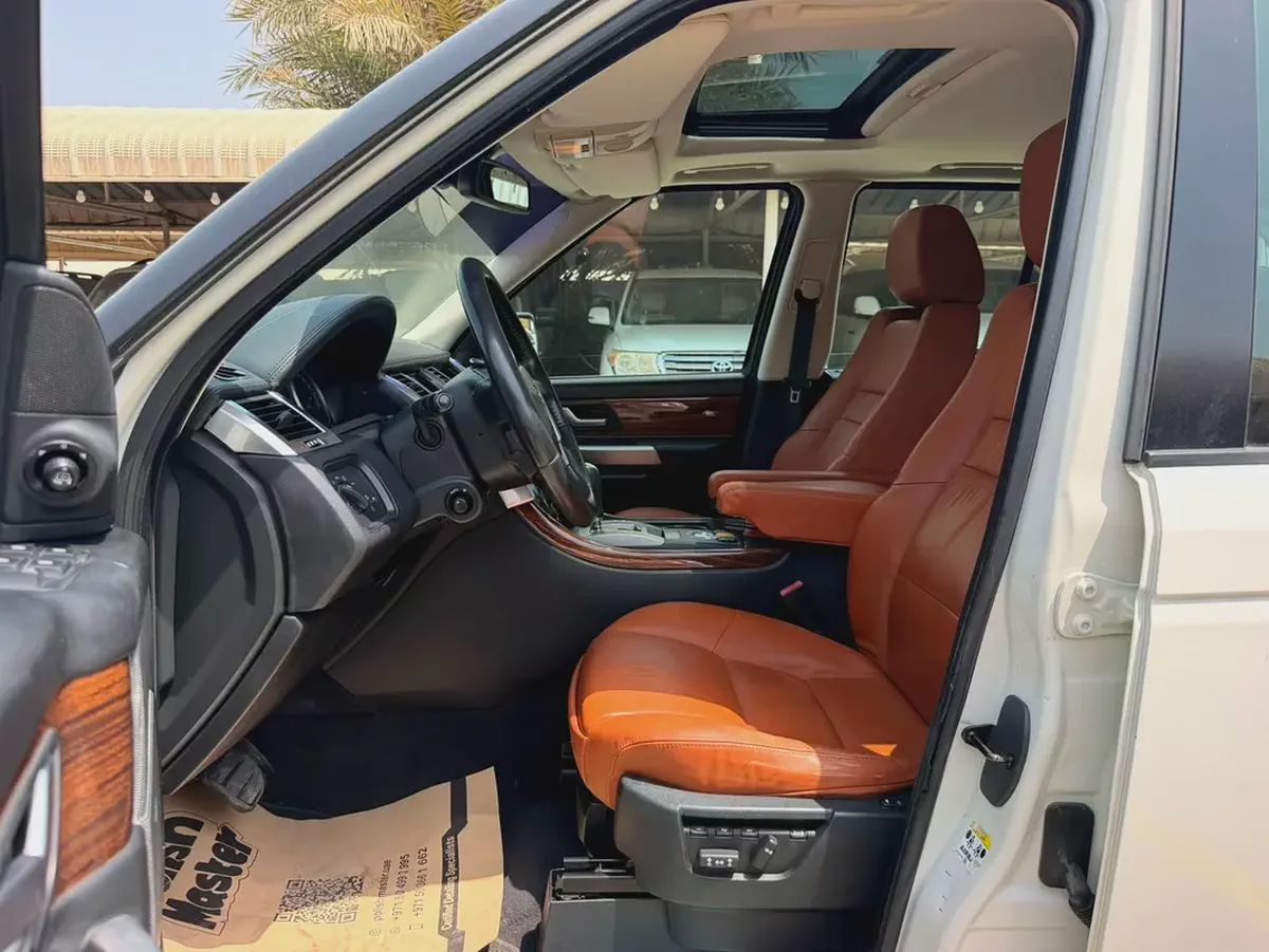 Land Rover Range Rover Sport HSE 2009 | GCC Specs | Well Maintained-4-4