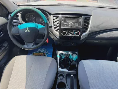MITSUBISHI L200 4*4 PETROL-12