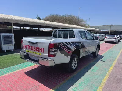 MITSUBISHI L200 4*4 PETROL-3