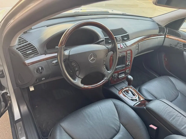 Mercedes Benz S320 AMG PKG 2002 39000km only - 4.5 Auction Grade - Original Paint - Clean Title