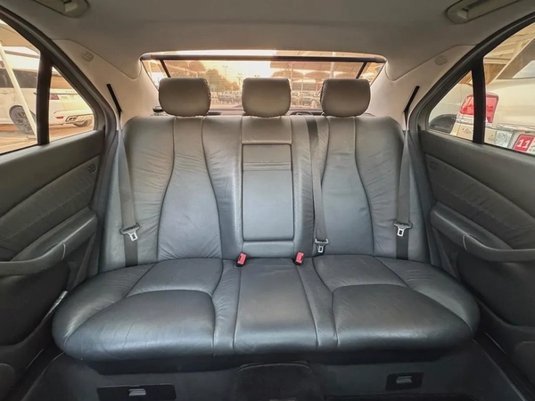 Mercedes Benz S320 AMG PKG 2002 39000km only - 4.5 Auction Grade - Original Paint - Clean Title