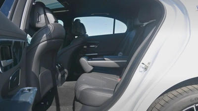 Mercedes-Benz C200L ABD-6