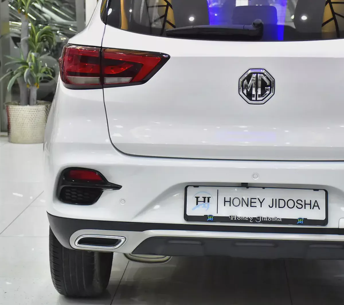 AED 499 EMi for 5Yrs | MG ZS ( 2023 Model ) in White Color GCC Specs-7-7