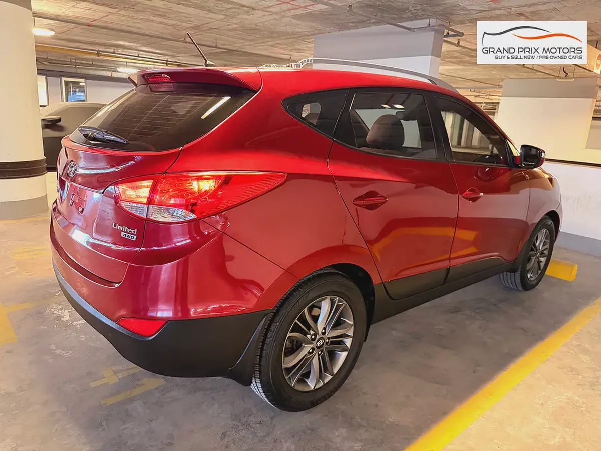 Hyundai Tucson Limited 4WD 2014 Model GCC Specs with Partial Service History-5-5