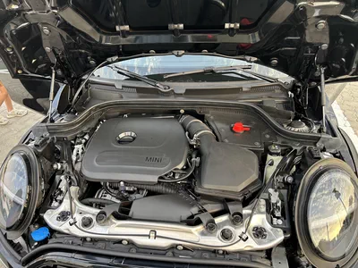 MINI Cooper 2-Door Hatchback-8