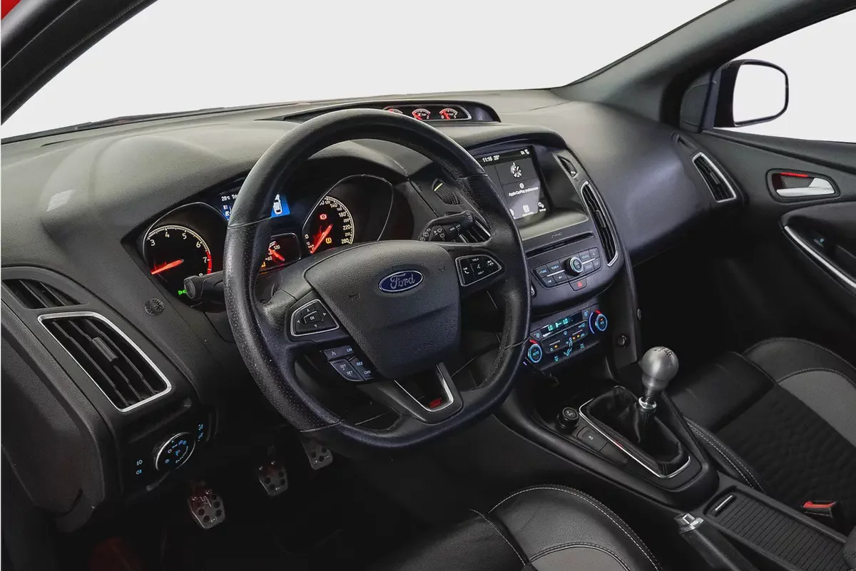 AED 2,210 / 36 months | 0% DP | 2017 Ford Focus ST / Modified-6-6