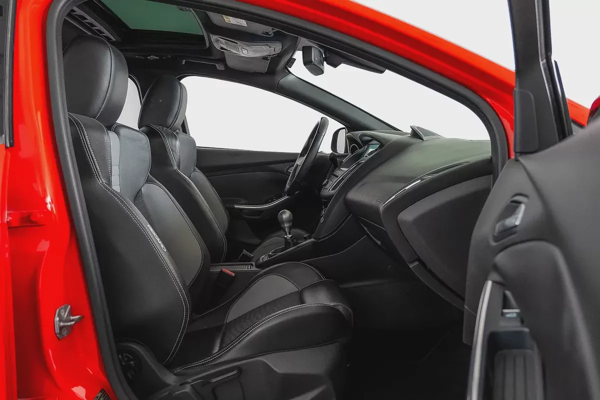 AED 2,210 / 36 months | 0% DP | 2017 Ford Focus ST / Modified-7-7