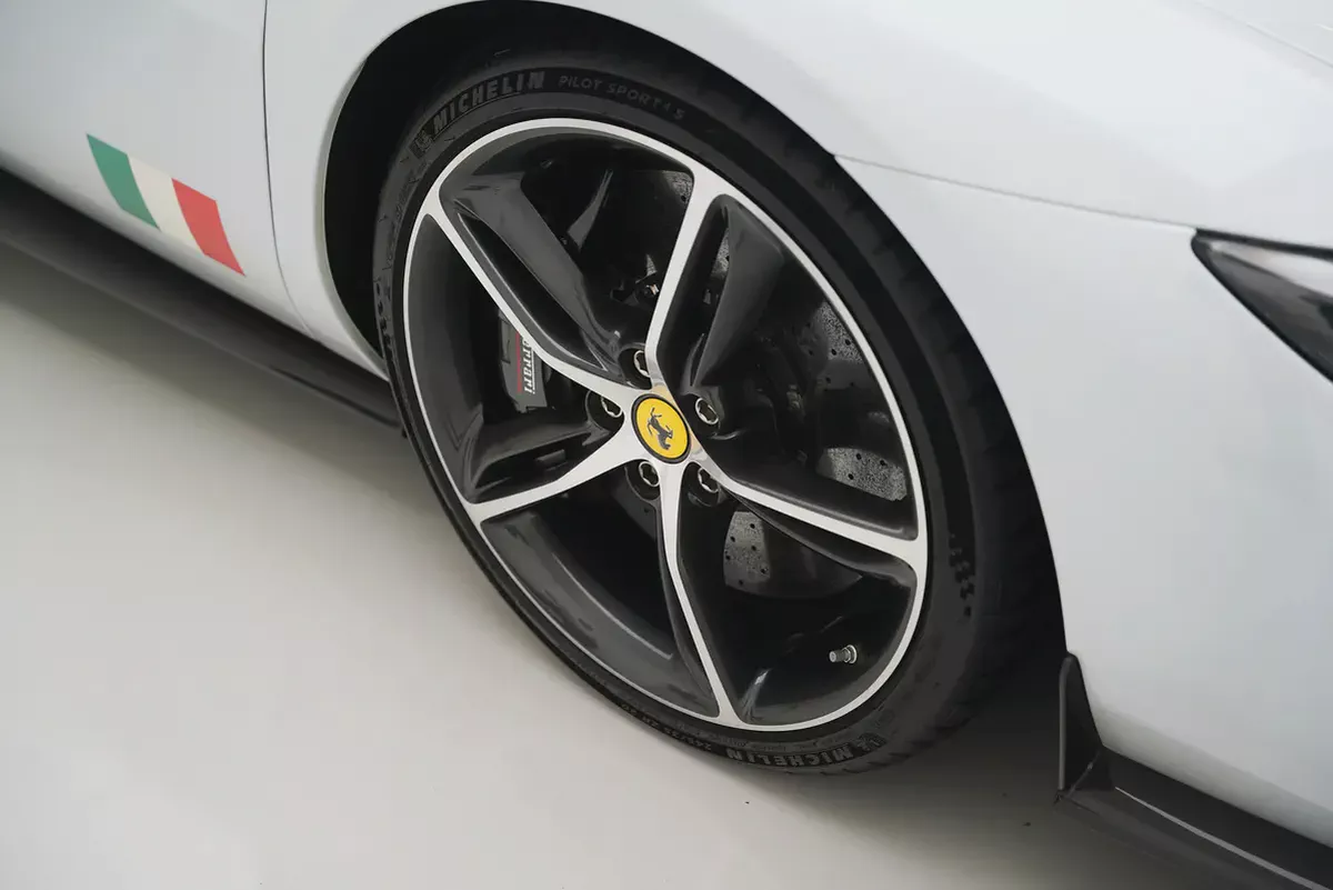 2025 FERRARI 296 GTS CAVALCADE EDITION 1 OF 10 WITH 7 YEARS SERVICE CONTRACT-19-19