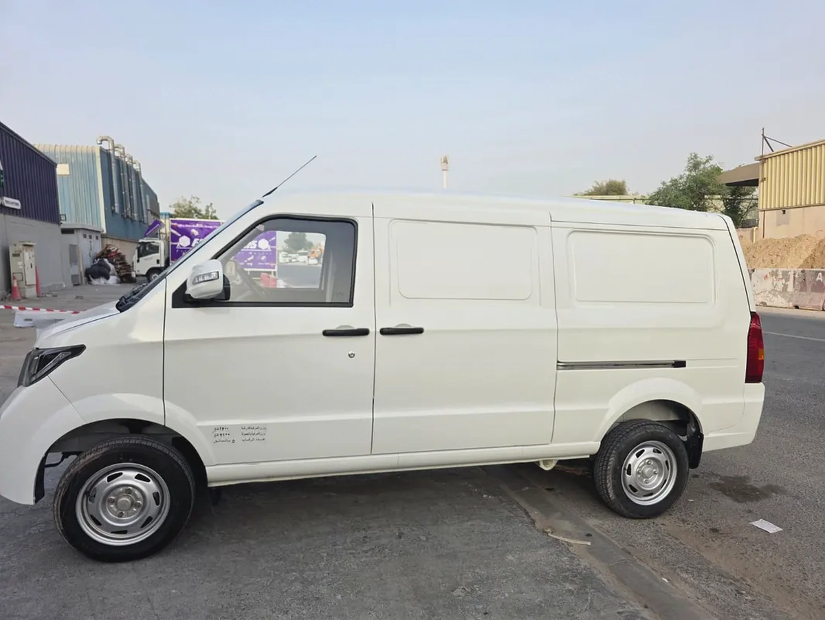 Victory Cargo Van l GCC Under Warranty / Full Service History From Agency-3-3