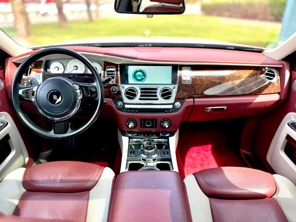 Std 6.6L l ROLLS ROYCE GHOST l GCC SPECS l 6.6L W12 l YEAR 2017 l