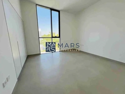 Luxury 4badroom villa available for rent:200K-20
