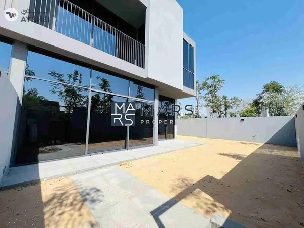 Luxury 4badroom villa available for rent:200K