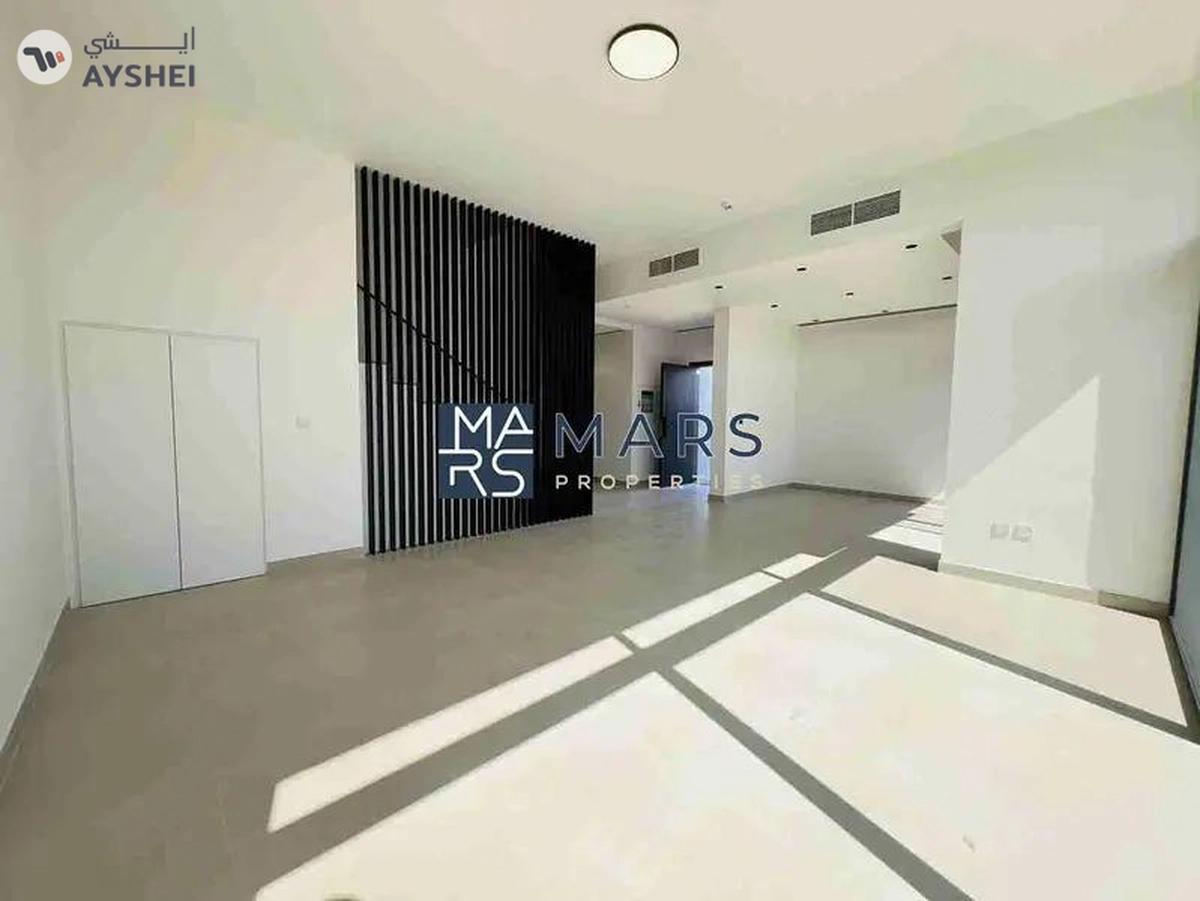 Luxury 4badroom villa available for rent:200K-7-7